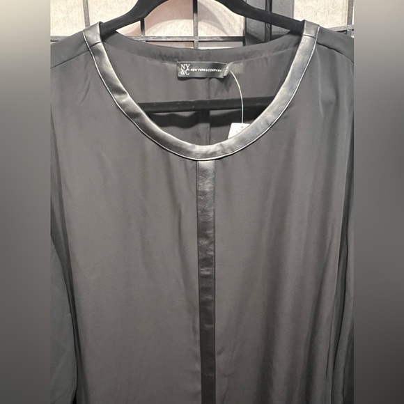 New York & Company Faux Leather Trimmed Tunic - XXL - Picture 4 of 4